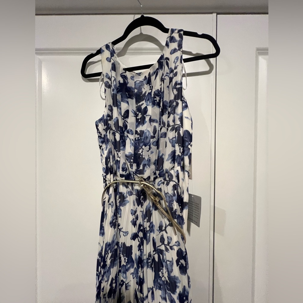 ✨ NWT Eliza J Floral Pleated Maxi Dress – Size 14 ✨ - Picture 3 of 8
